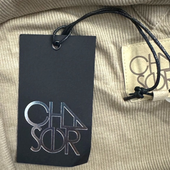 Chaser Ribbed Scoop Neck Open Back with Knotted Criss Cross Straps Tan T-shirt M - Picture 4 of 16